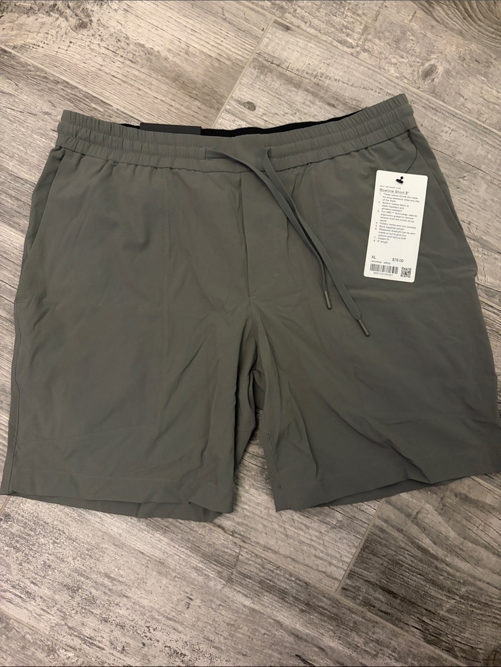 lululemon athletica Men's Olive Green Performance Drawstring Shorts